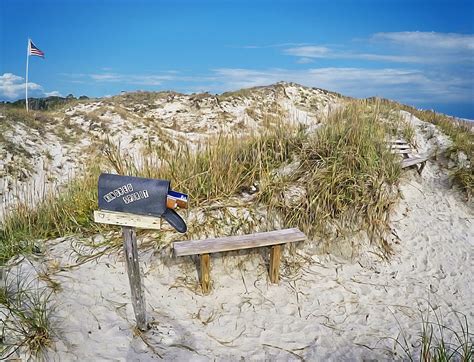 My favorite place in the world. Kindred Spirit Mailbox at Sunset Beach | Life In Brunswick County