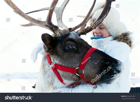 Happy Little Girl Hugging Her Reindeer Stock Photo 534324793 Shutterstock