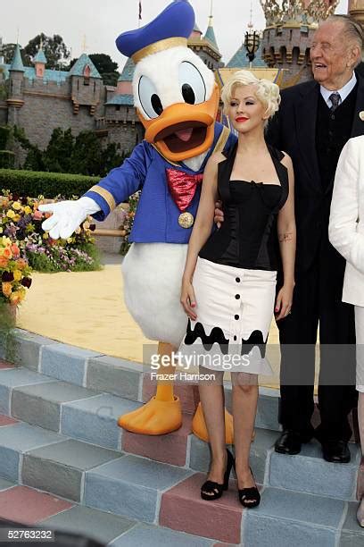 Christina Aguilera Donald Duck Stock Fotos Und Bilder Getty Images