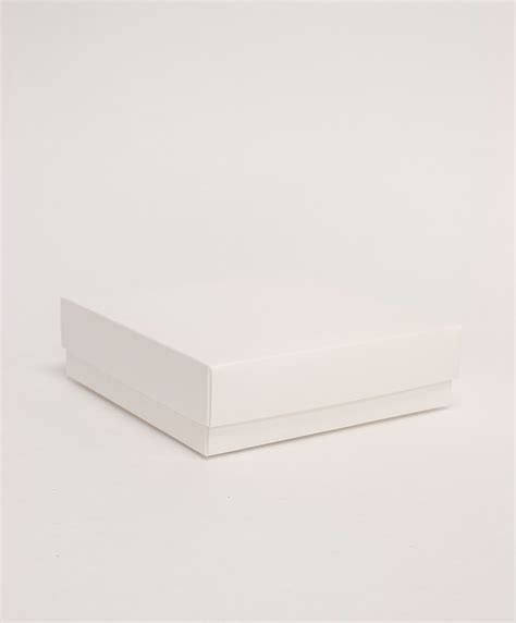 White Boxes With Lid Ribbon And Blues