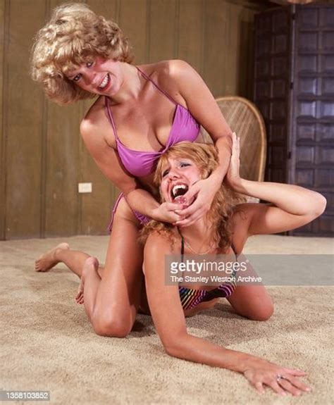 Apartment House Wrestling Wendy Vs Giselle Photo Shows Wendy And