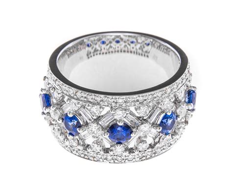 D i a m o n d d e a l e r. Pre-Owned 1.22ct Diamond & Sapphire Dress Ring | Buy Online | Free Insured UK Delivery | Antique ...