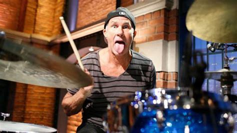 Red Hot Chili Peppers Drummer Sings Michigan Fight Song At Ohio State Show