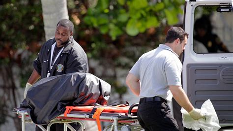 Miami Dade Medical Examiner Prepares For Covid 19 Deaths Miami Herald