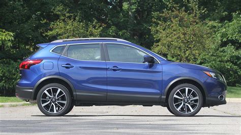 It offers plenty of usable cargo space and a size that makes it a breeze to maneuver and park in urban settings. 2019 Nissan Rogue Sport SL AWD Review: Middle Child Syndrome