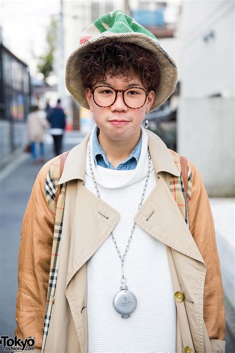 Harajuku Guy in Burberry Trench Coat, Chanel Rucksack & Clogs – Tokyo