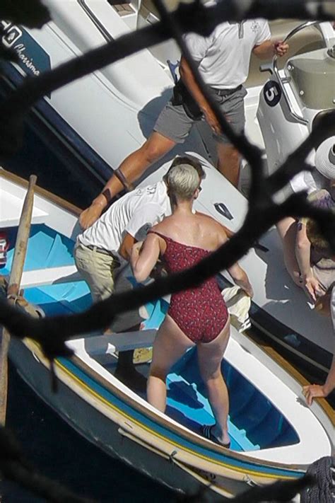 1 at box office despite very mixed. Katy Perry On a Boat - Grotta Azzurra in Capri, Italy 07 ...