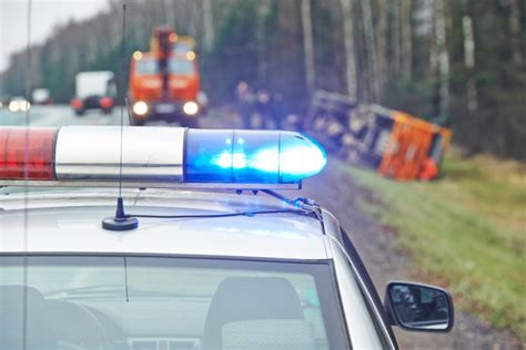 April 2021 unter anderem als abstellfläche für. St. Ingbert: Unfallflucht mit verletztem LKW-Fahrer ...