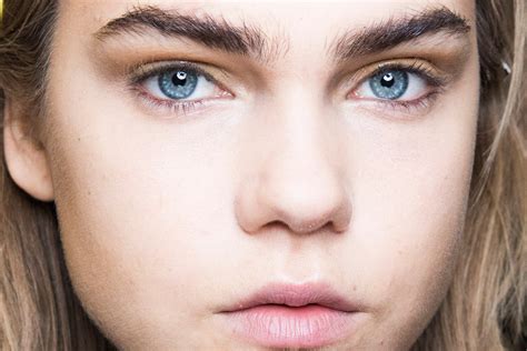 How To Make Your Eyebrows Look Natural Without Makeup Mugeek Vidalondon