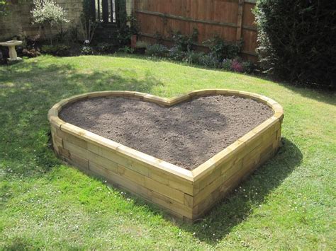 Heart Shaped Raised Bed Raised Garden Beds Building A Raised Garden