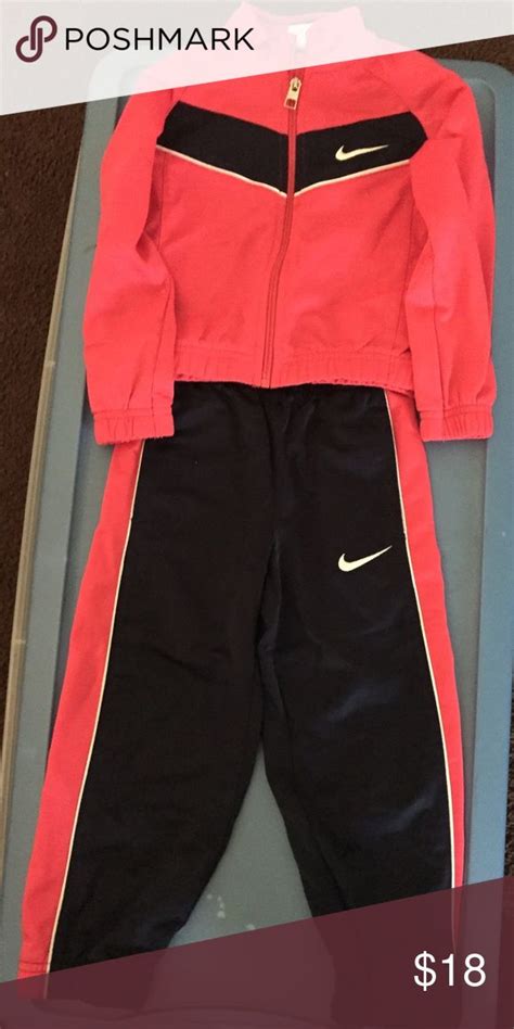 Nike Girls 3t Sweat Suit Sweatsuit Nikes Girl Suits
