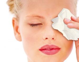 Allergia ed Occhi Gonfi: Come Sopravvivere Alla Primavera