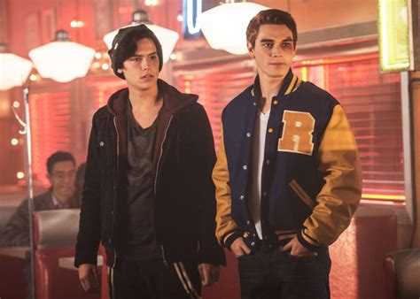 The Cws Riverdale Based On The Archie Comics Reviewed