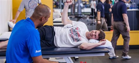 How To Pick The Right Physical Therapist Athletes Training Center