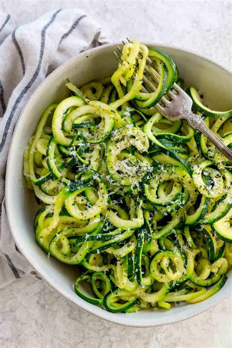 How To Make Zucchini Noodles Zoodles Jessica Gavin