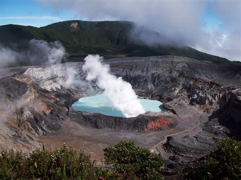 Costa rica is officially known as the republic of costa rica. Explore the Volcanoes of Costa Rica | Costa Rica 100% Pura ...