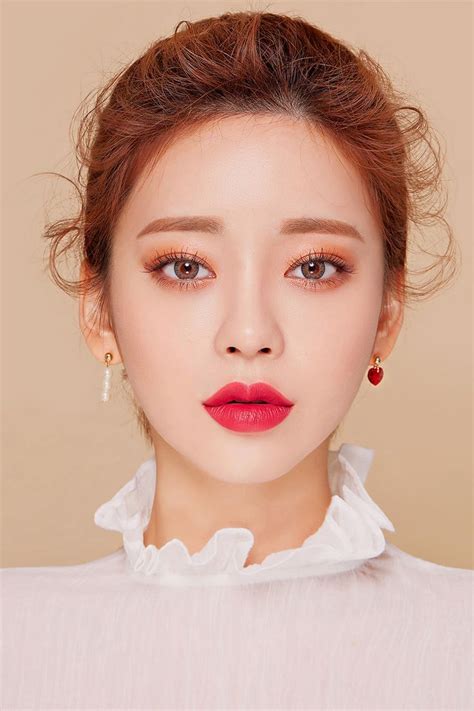 Korean Make Up Look Akiwarinda Korean Makeup Tips Korean Makeup
