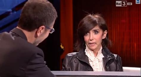 L'artrite reumatoide è solo una delle malattie reumatiche che possono colpire le persone. Anna Marchesini: "Ho 60 anni, sono molto malata, ma non ...