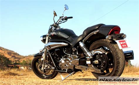 The gv650 is really a bigger bike than a 650cc. Hyosung Aquila Pro GV650 - Road Test, Review, Pics, Engine ...