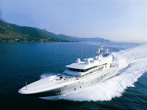 Yacht Thunder B Oceanfast Austal Charterworld Luxury Superyacht