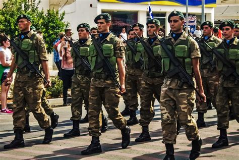 Fotos Gratis Persona Soldado Ejército Profesión Desfile Soldados