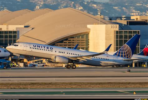 N78511 United Airlines Boeing 737 800 At Los Angeles Intl Photo Id