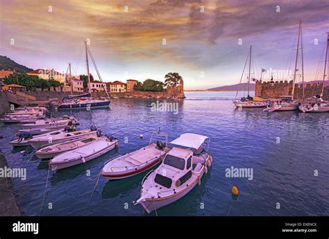 Nafpaktos Port Hi Res Stock Photography And Images Alamy