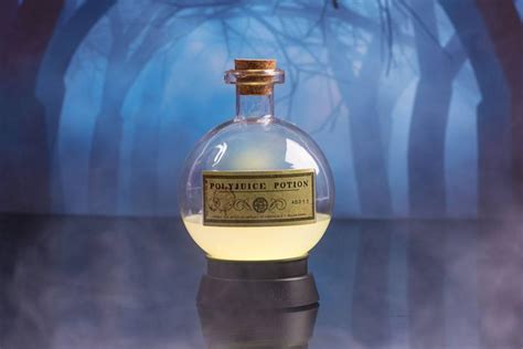 Harry Potter Colour Changing Mood Lamp Polyjuice Potion 14 Cm