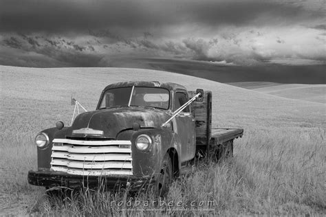 Old Blue Truck North Of Oaksdale Wa Rod Barbee Photo Workshops