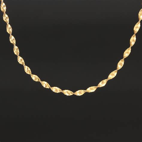 14k Gold Twisted Herringbone Link Chain Necklace Ebth