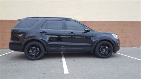 Black lower front and rear bumpers. 2016 Ford Explorer LIMITED, Black/Black, Blacked out ...