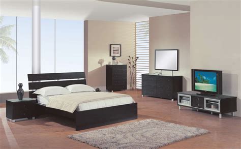 Most adults use their beds, not just to sleep, but also to relax, watch tv, and reading. Bedroom Furniture: Simple Tips on Organizing Your Bedroom ...