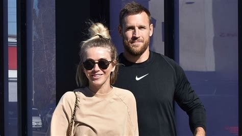 Brooks Laich Explains Why He S Quarantining In Idaho Without Wife Julianne Hough