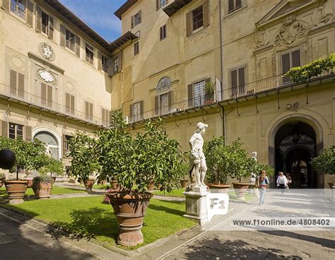 Hof Des Palazzo Medici Riccardi In Florenz Toskana Italien Europa