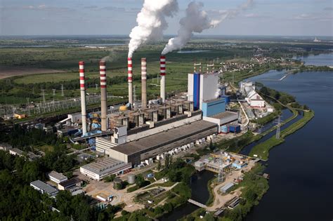 W elektrowni bełchatów trwają prace nad uruchomieniem 10 bloków energetycznych, wyłączonych z powodu awarii na stacji rozdzielczej w rogowcu. Zasuń: Czy jest plan dla energetyki? - BiznesAlert.pl