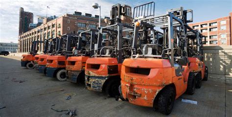compare prices  rental   forklifts  sale