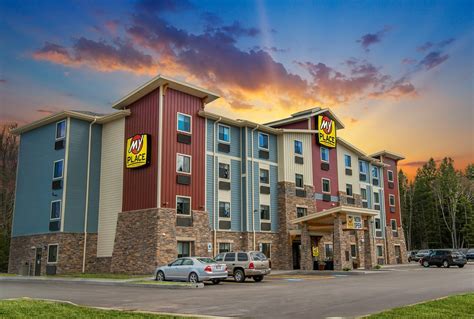 My Place Hotel Marquette Mi Updated 2021 Prices Reviews And Photos