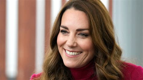 Duchess Of Cambridge Kate Middleton Stuns In 40th Birthday Photo Shoot Hit Network