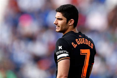 Find your family's origin in the united states, average life expectancy, most common occupation, and more. Player Spotlight: Selling High on Gonçalo Guedes - PSG Talk