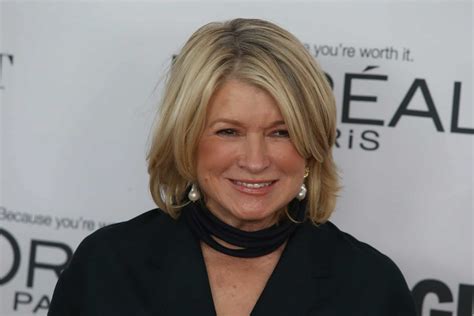 What Makeup Does Martha Stewart Use
