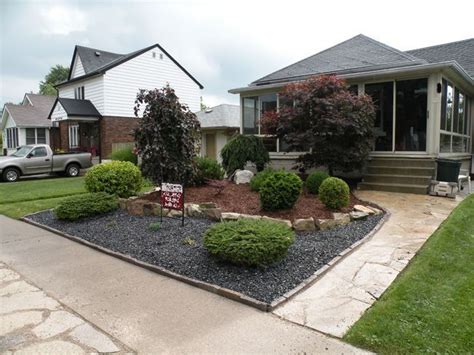 Grassless Front Yard Ideas Front Yard Landscaping Design Small Front