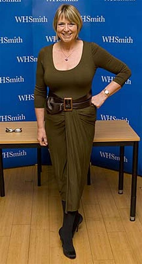 Fern Britton Looking Even Slimmer At Lakeside Book Signing Mirror Online