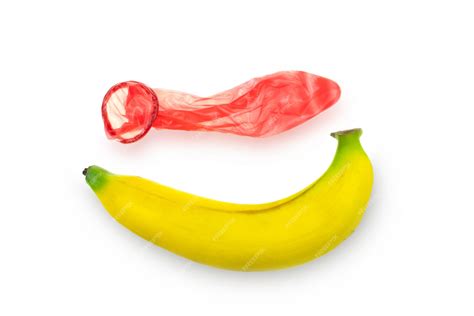 Préservatif Rouge Porter Un Concept De Banane Sexe Sans Risque Prévention Des Maladies