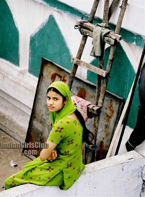 Hot Cinema Blog Beautiful Delhi Muslim Girl In Green Chudi