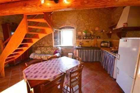 Agriturismo bagni di lucca pian di fiume. AGRITURISMO FANNY Hotel (Bagni di Lucca, Provincia di ...
