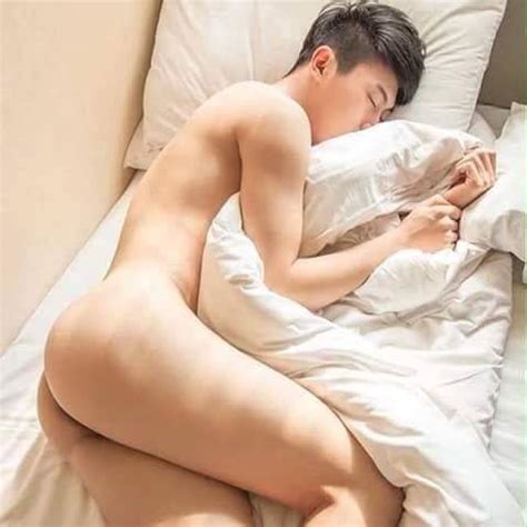 Cởi truồng ngủ nude lợi lắm chàng ơi Thế giới đàn ông đẹp trai online