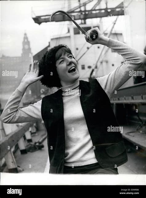 Helen Shapiro Beatles Hi Res Stock Photography And Images Alamy