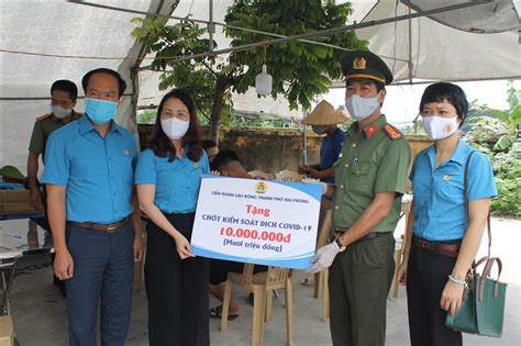Trong 14 ngày trở lại đây, bệnh nhân không đi ra khỏi hải phòng, không có triệu chứng bệnh hô hấp. LĐLĐ Hải Phòng: Động viên cán bộ, chiến sĩ chốt kiểm soát ...