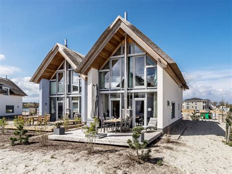Himmlische strände genießen mit hrs. Ferienhaus PORTOBELLO im Strandresort Heiligenhafen ...