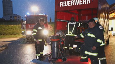 Bis sonntagabend beruhigte sich die situation kaum. Schweres Unwetter über Oberösterreich führt zu hunderten ...